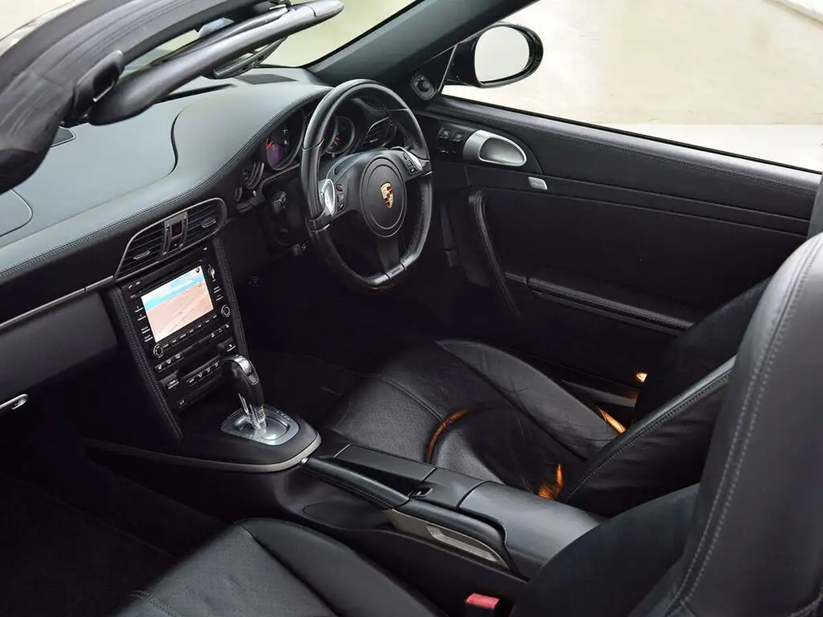 2010-porsche-911-36-carrera-cabriolet-pdk-big-19