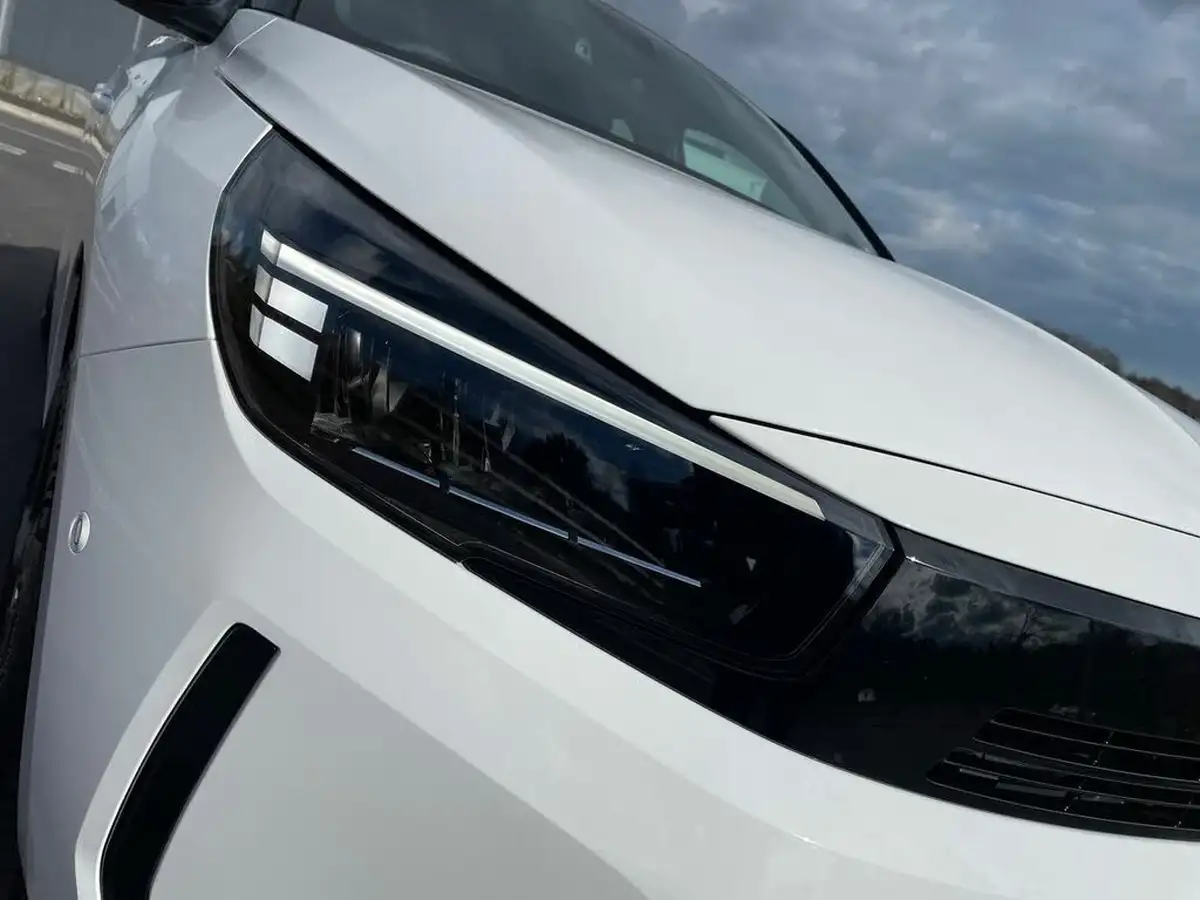 2024-vauxhall-corsa-12-turbo-gs-100ps-big-20
