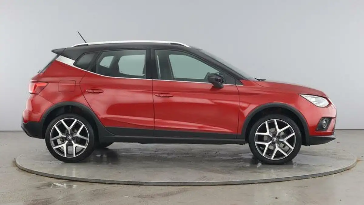 2019-seat-arona-10-tsi-xcellence-lux-ss-dsg-big-3