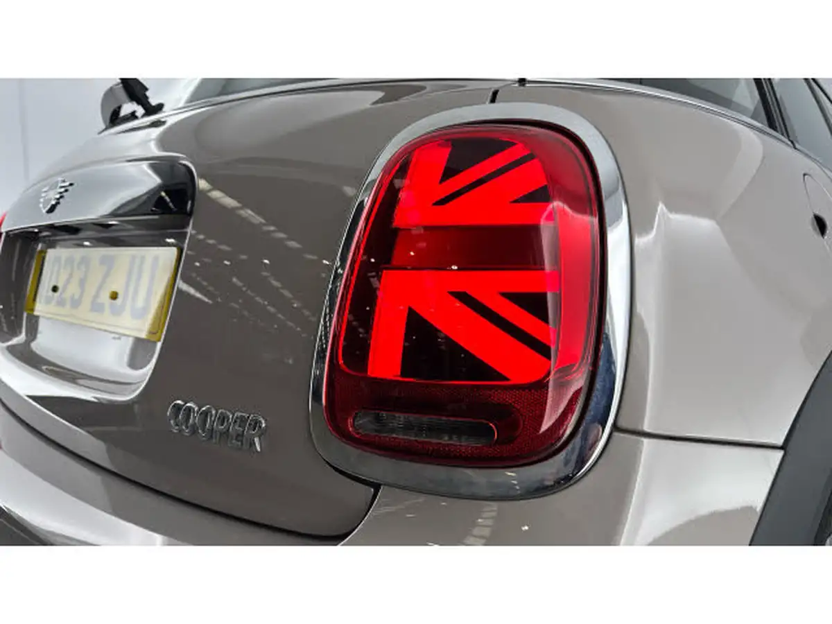 2023-mini-cooper-15-cooper-classic-premium-auto-hatchback-5d-auto-big-24