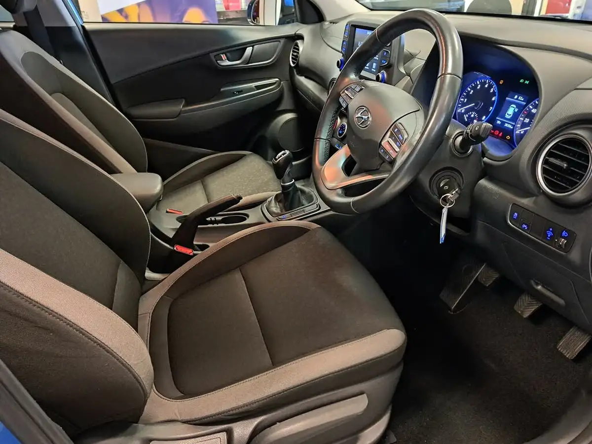 2019-hyundai-kona-10-t-gdi-play-big-12