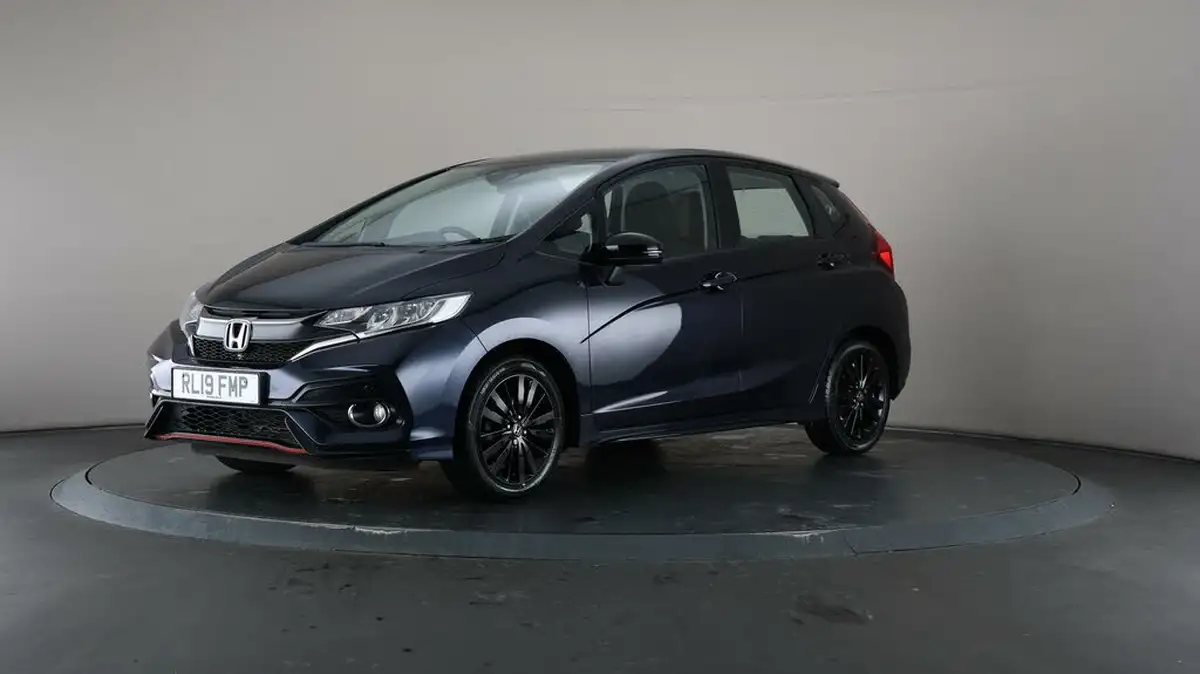 2019-honda-jazz-15-i-vtec-sport-cvt-big-32