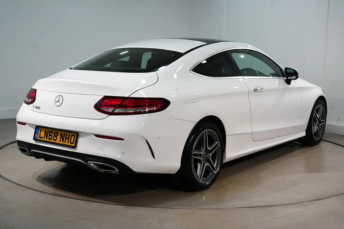 2018-mercedes-benz-c-class-20-c300-amg-line-258ps-premium-plusss-coupe-2d-big-7