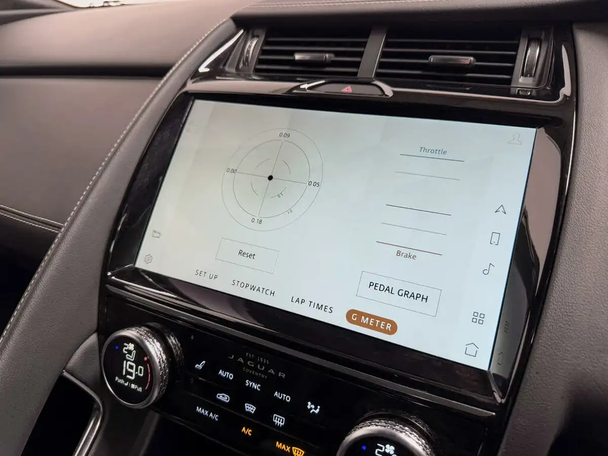 2021-jaguar-e-pace-15-p300e-r-dynamic-hse-big-67