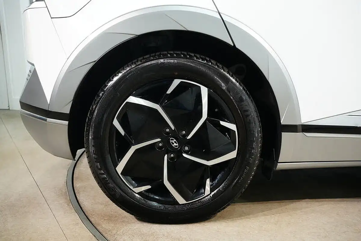 2023-hyundai-ioniq-5-e-premium-228ps-77kwh-rwd-big-17