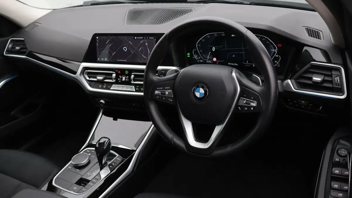2021-bmw-3-series-20-330e-se-pro-touring-5d-big-9