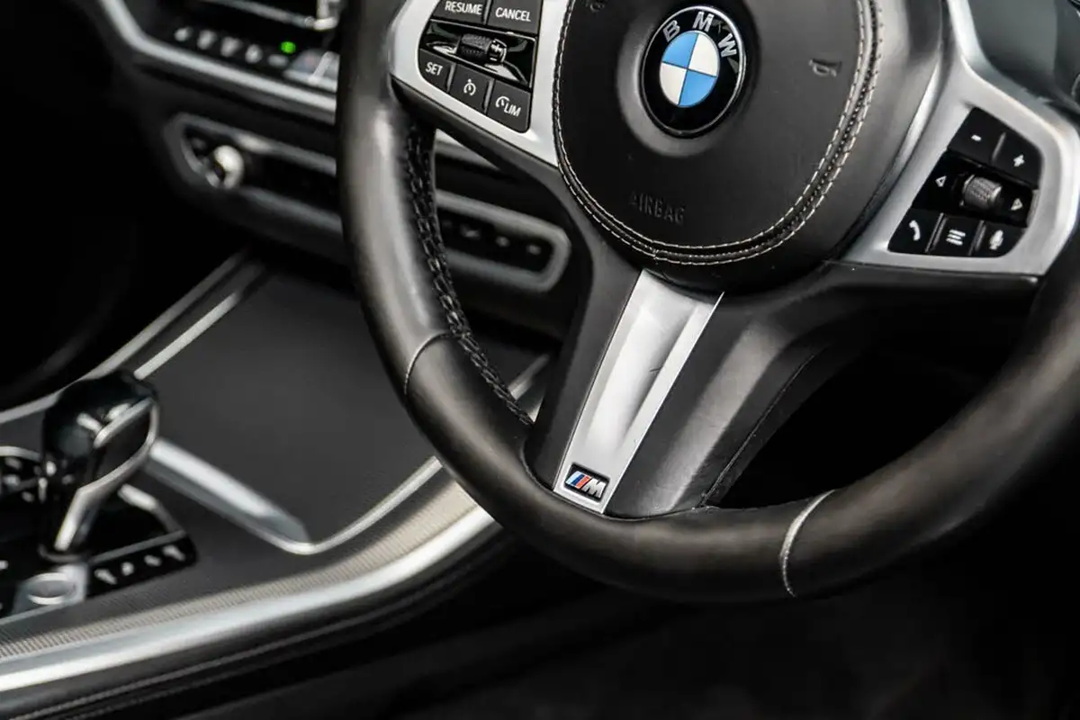 2019-bmw-x5-big-34