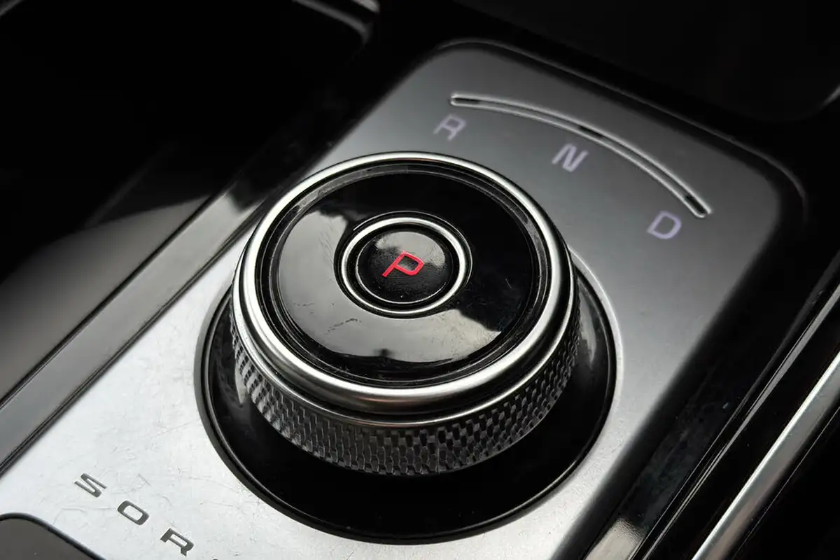 2022-kia-sorento-16-t-gdi-3-226bhp-hev-big-11