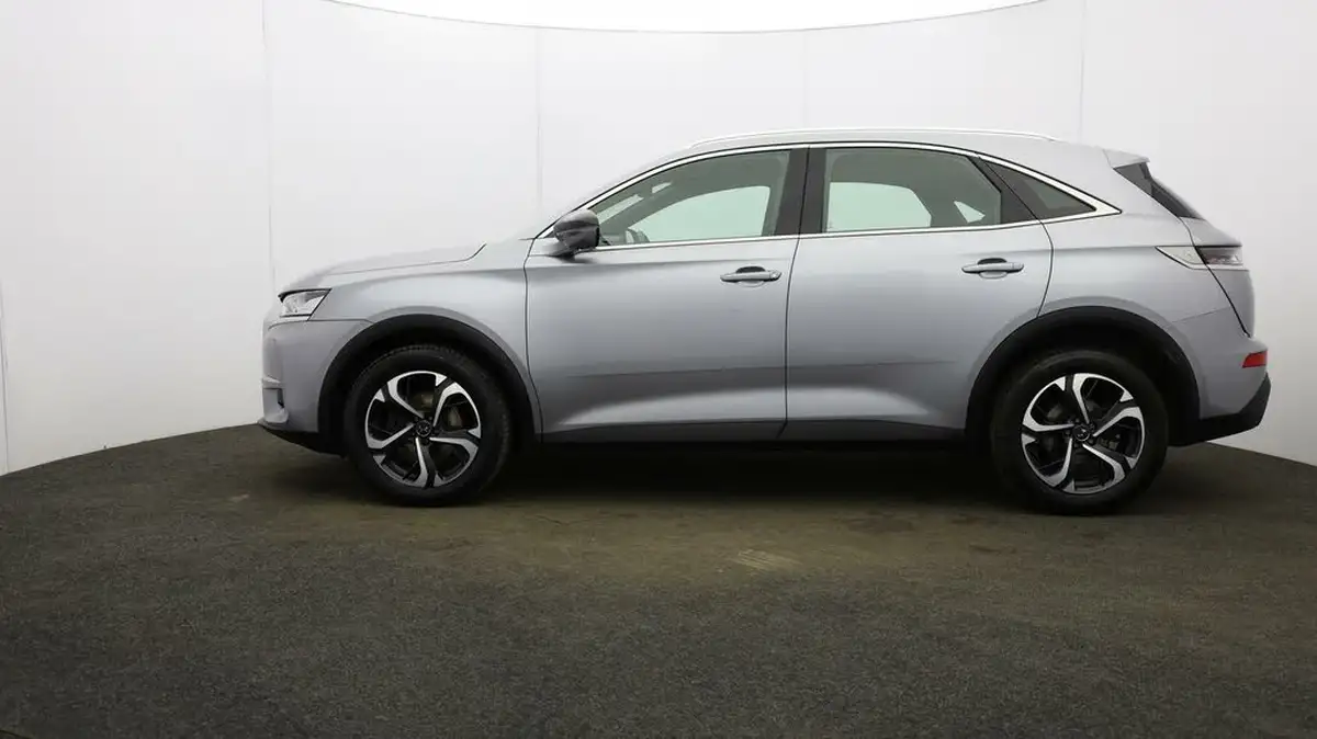 2019-ds-ds-7-crossback-15-bluehdi-elegance-big-3