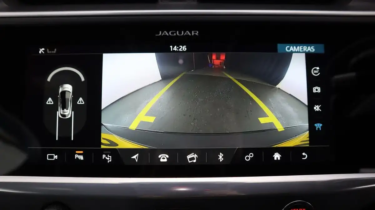 2018-jaguar-i-pace-ev400-first-edition-big-23