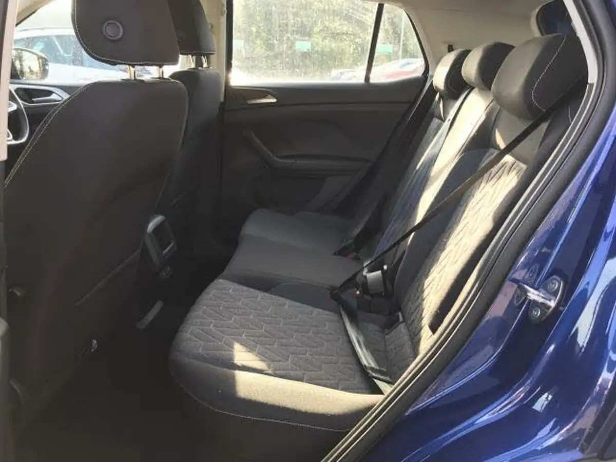2024-volkswagen-t-cross-10-tsi-move-110ps-dsg-big-38