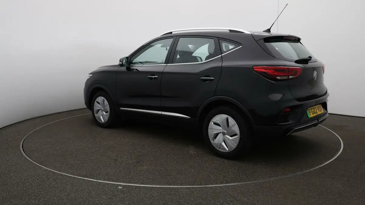 2022-mg-zs-suv-e-trophy-ev-156ps-long-range-big-5
