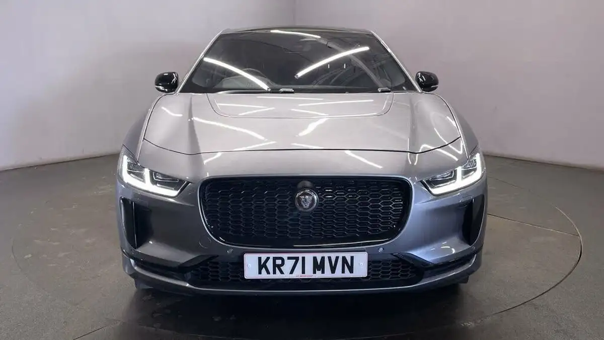 2021-jaguar-i-pace-ev400-black-big-9