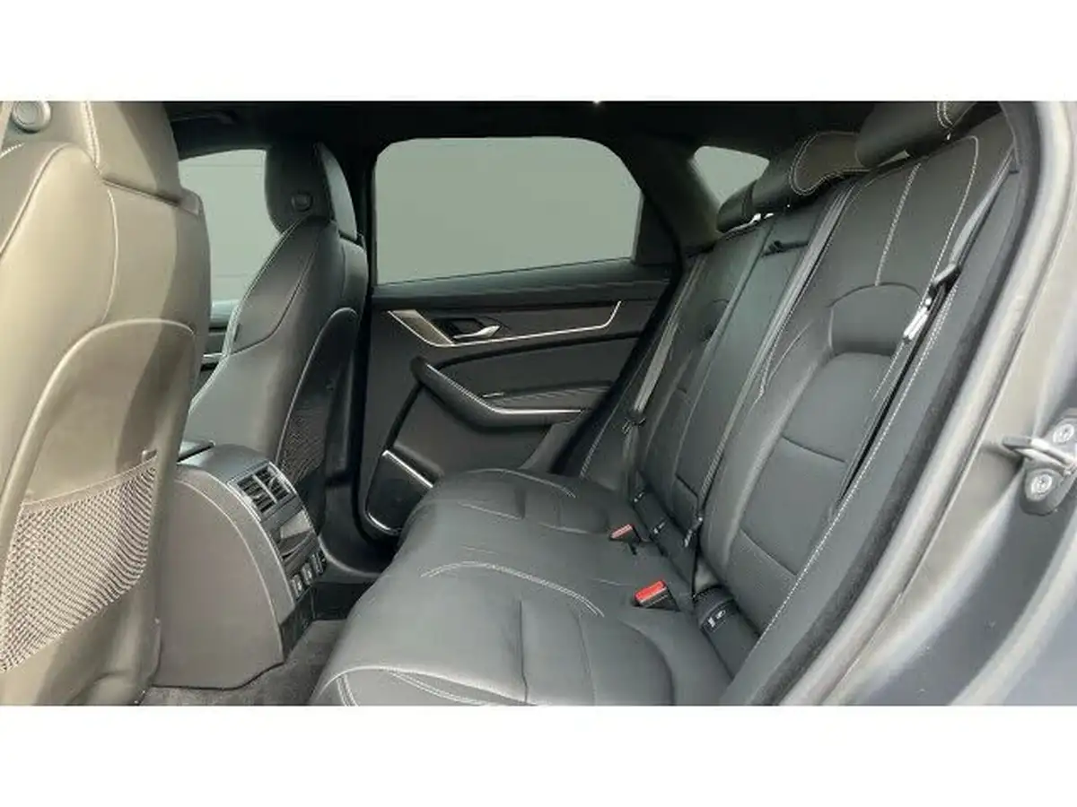 2024-jaguar-f-pace-20-d200-r-dynamic-hse-black-big-3