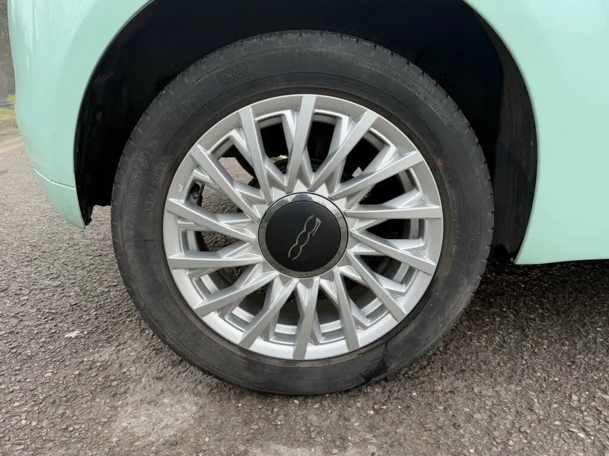 2018-fiat-500-12-lounge-big-16