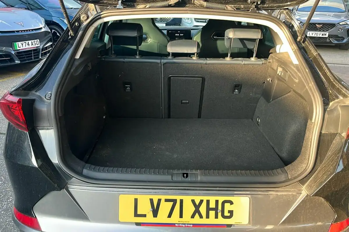 2022-cupra-formentor-14-e-hybrid-v2-big-10