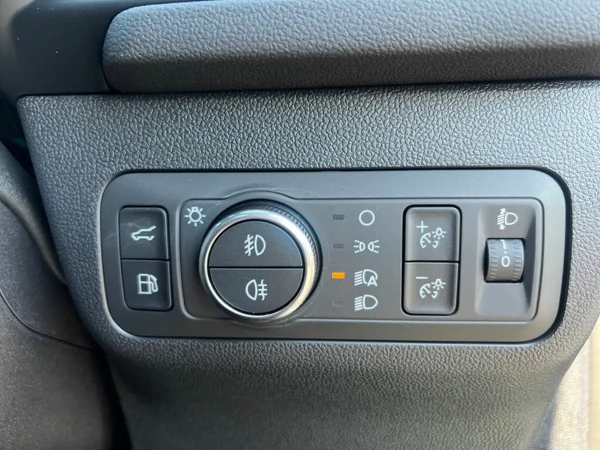 2024-ford-kuga-25t-st-line-x-edition-225ps-phev-big-22