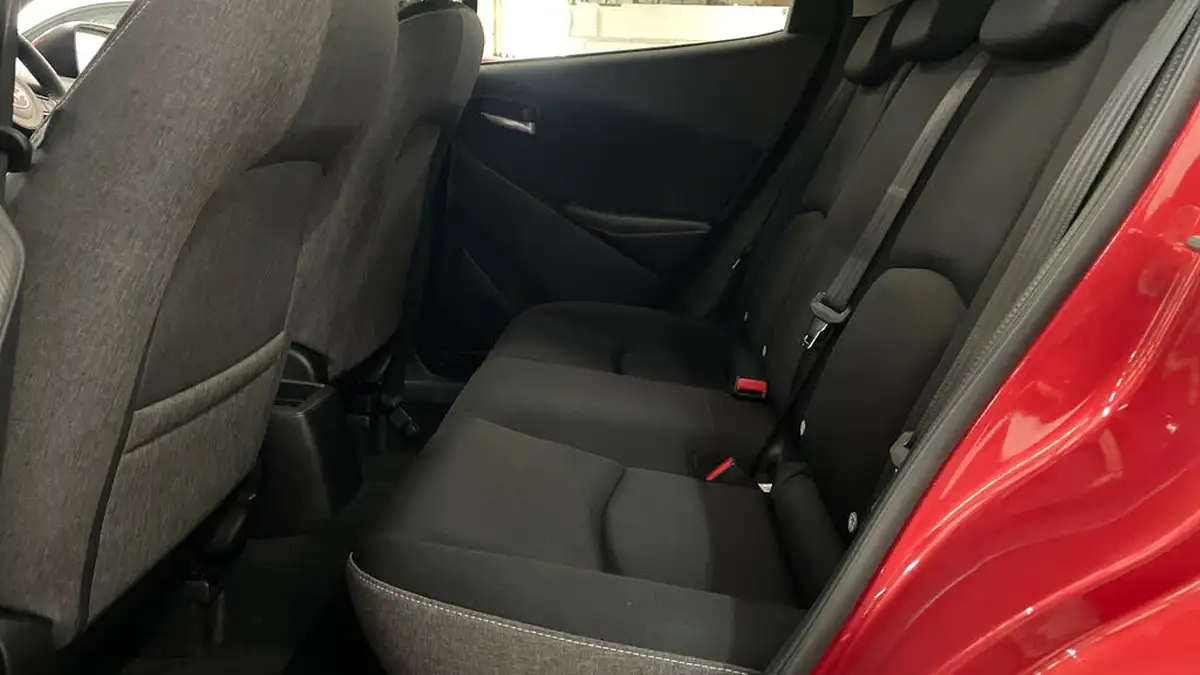 2024-mazda-mazda2-15-e-skyactiv-g-exclusive-line-big-13