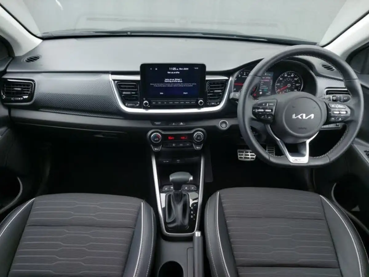 2024-kia-stonic-10-t-gdi-gt-line-s-98bhp-dct-big-2