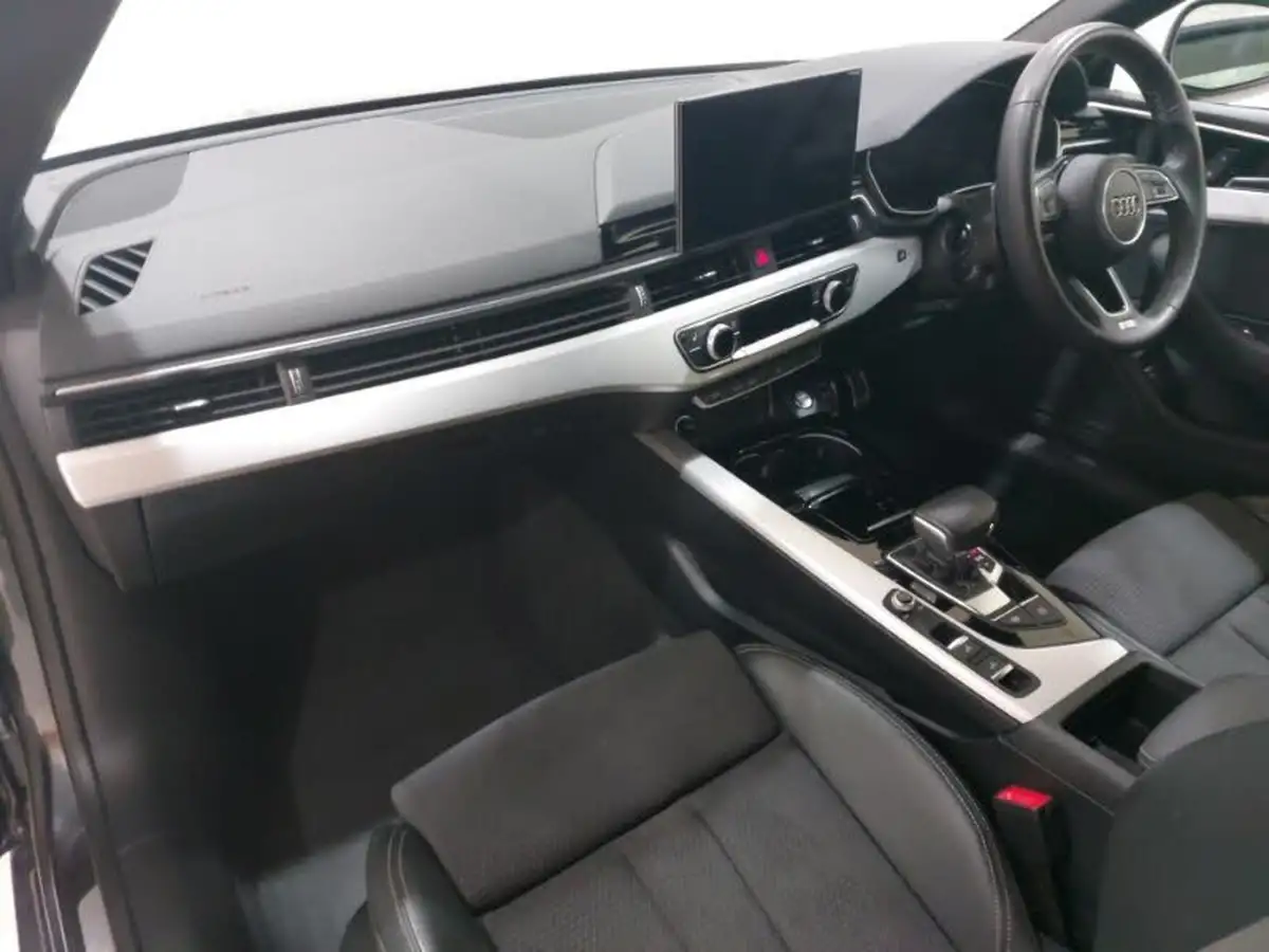 2022-audi-a5-20-35-tfsi-s-line-cabriolet-2d-big-4