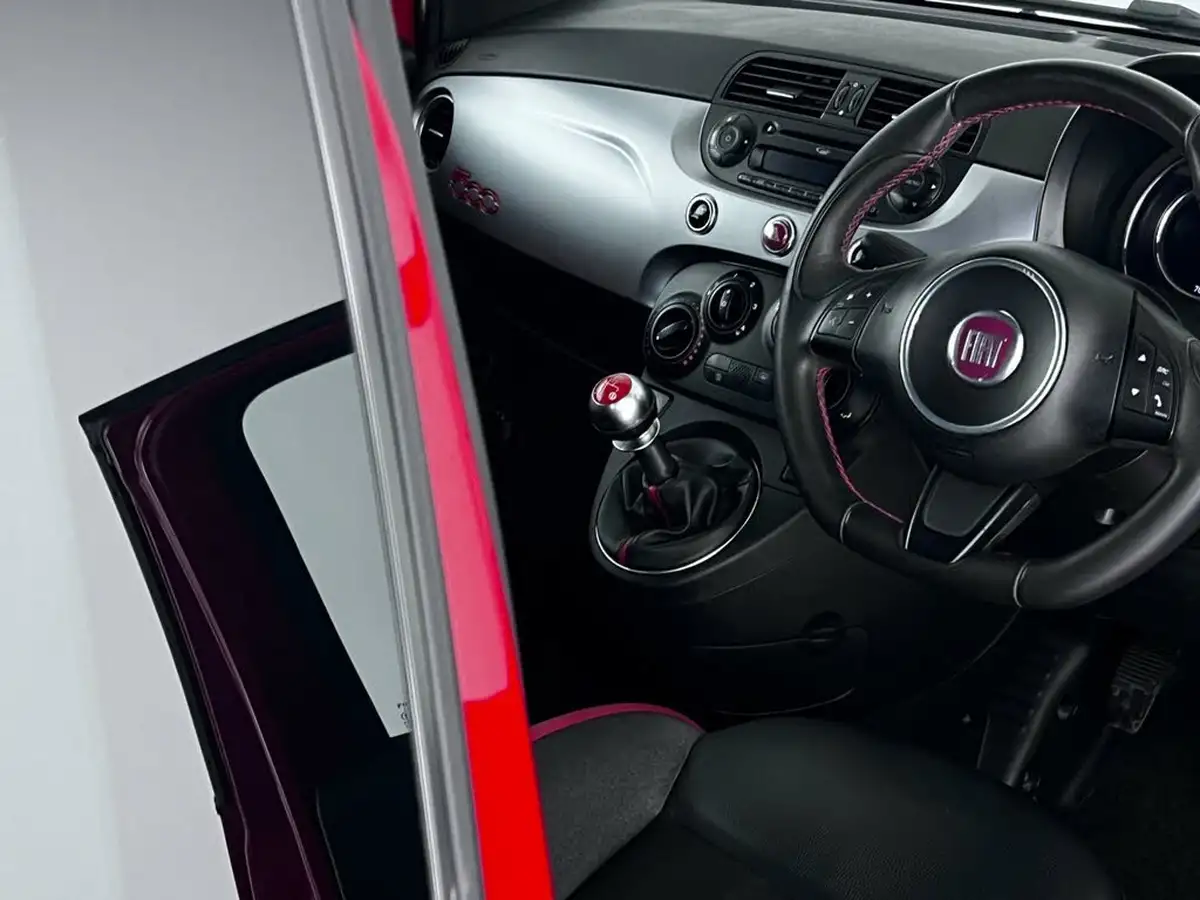 2014-fiat-500-12-s-big-27