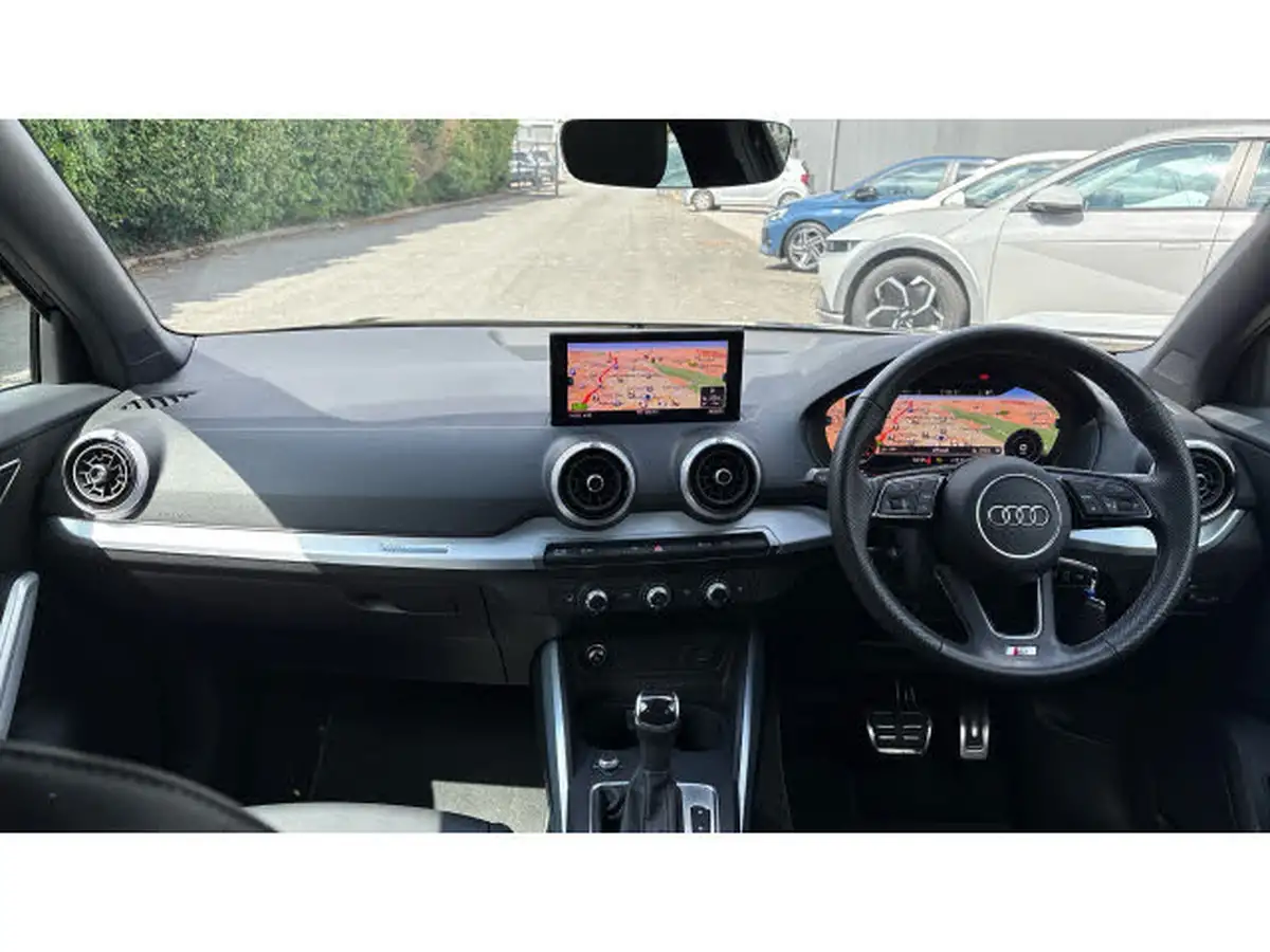 2022-audi-q2-15-35-tfsi-s-line-tronic-big-9