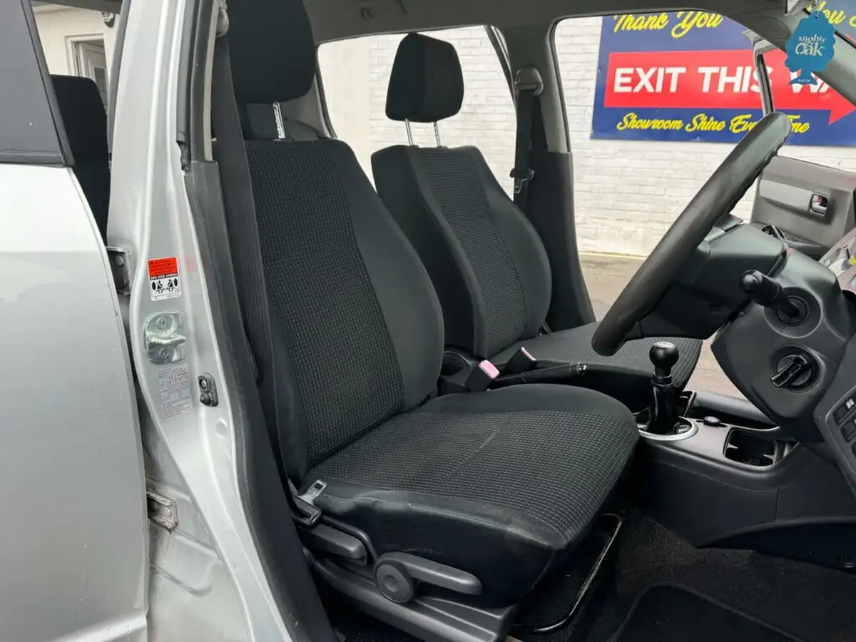 2007-suzuki-swift-15-glx-5d-big-17