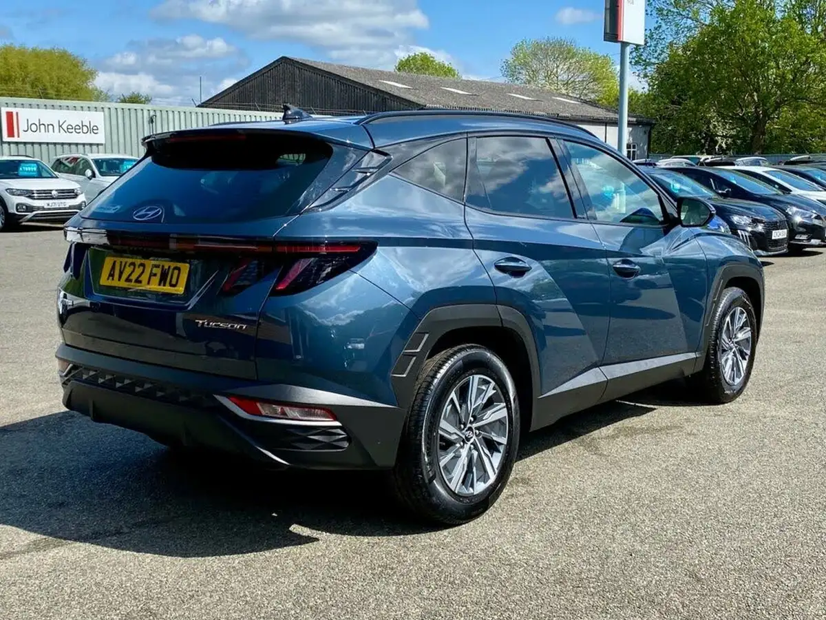 2022-hyundai-tucson-16-t-gdi-se-connect-150ps-big-2