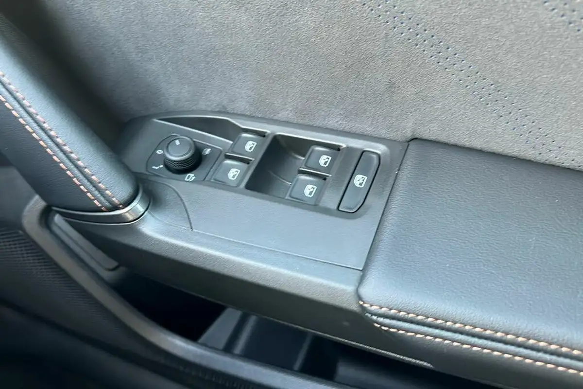 2024-cupra-formentor-15-etsi-v2-big-17