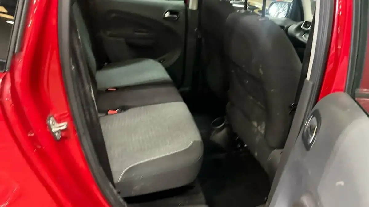 2017-citroen-c3-picasso-12-puretech-platinum-big-6