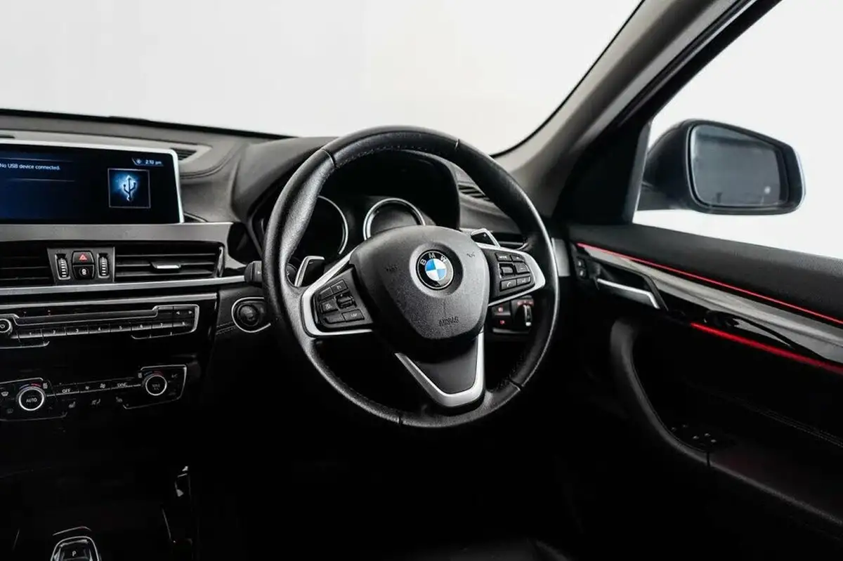 2022-bmw-x1-20td-sdrive18d-xline-sport-auto-big-35