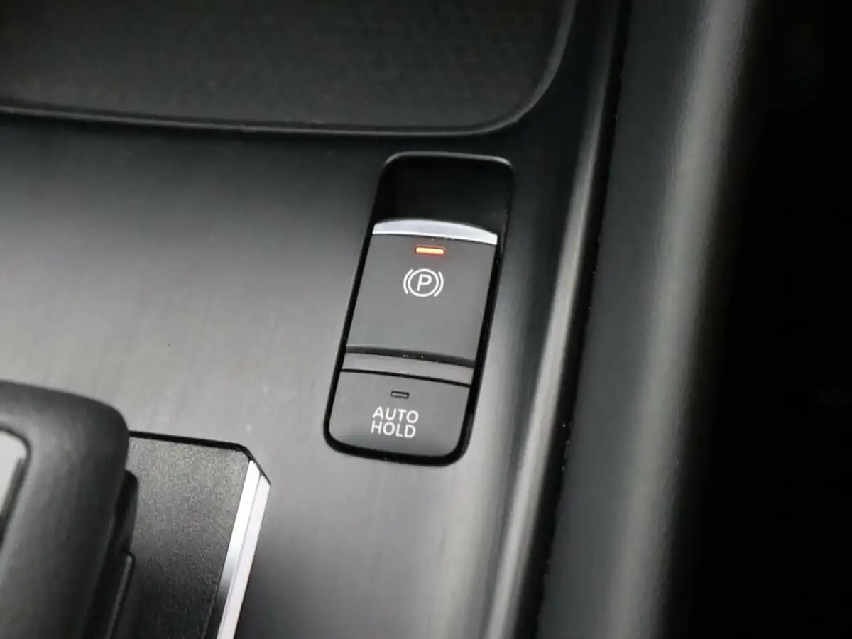 2023-nissan-qashqai-13-dig-t-n-connecta-160ps-auto-big-21