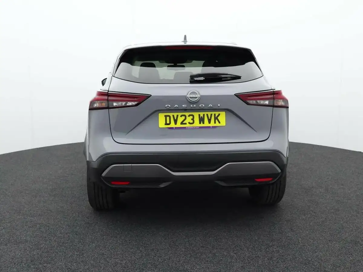 2023-nissan-qashqai-13-dig-t-n-connecta-160ps-auto-big-2
