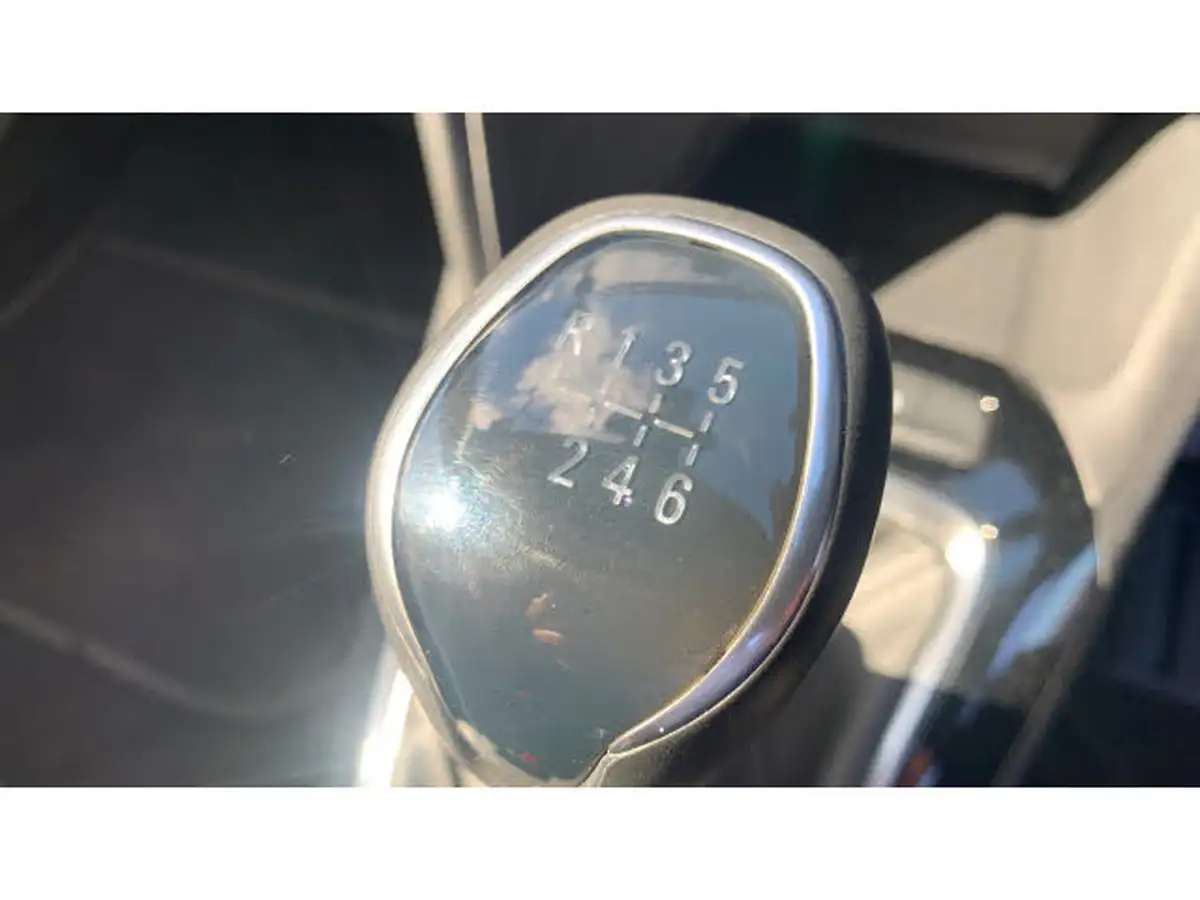2020-vauxhall-corsa-12-turbo-sri-premium-100ps-big-36