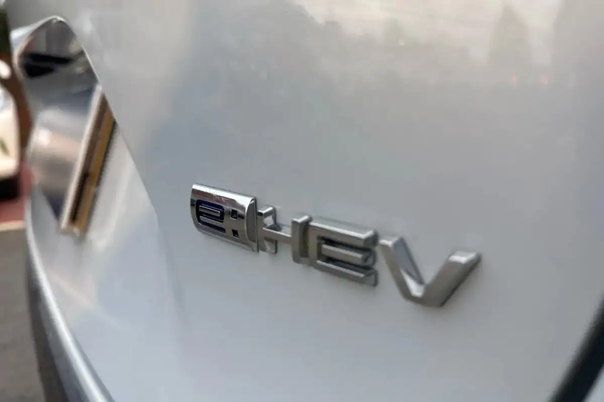 2024-honda-hr-v-15-i-mmd-elegance-big-15