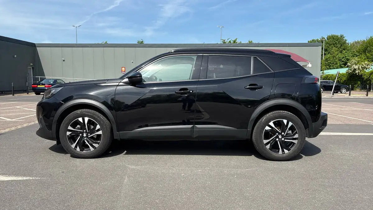 2021-peugeot-2008-suv-12-puretech-allure-premium-130bhp-eat8-big-5