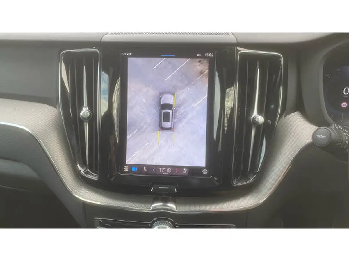 2024-volvo-xc60-20-b5-plus-big-31