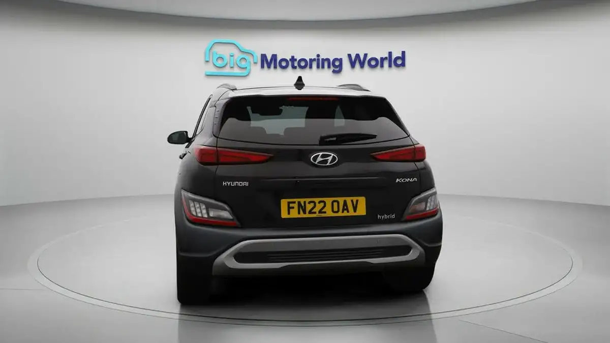2022-hyundai-kona-16-gdi-premium-big-6