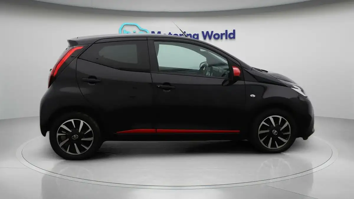 2021-toyota-aygo-10-vvt-i-x-trend-tss-big-8