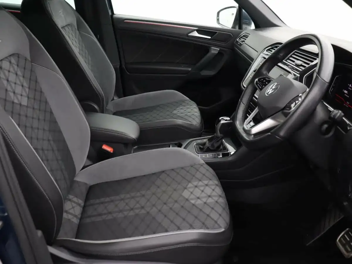 2021-volkswagen-tiguan-15-tsi-r-line-big-20