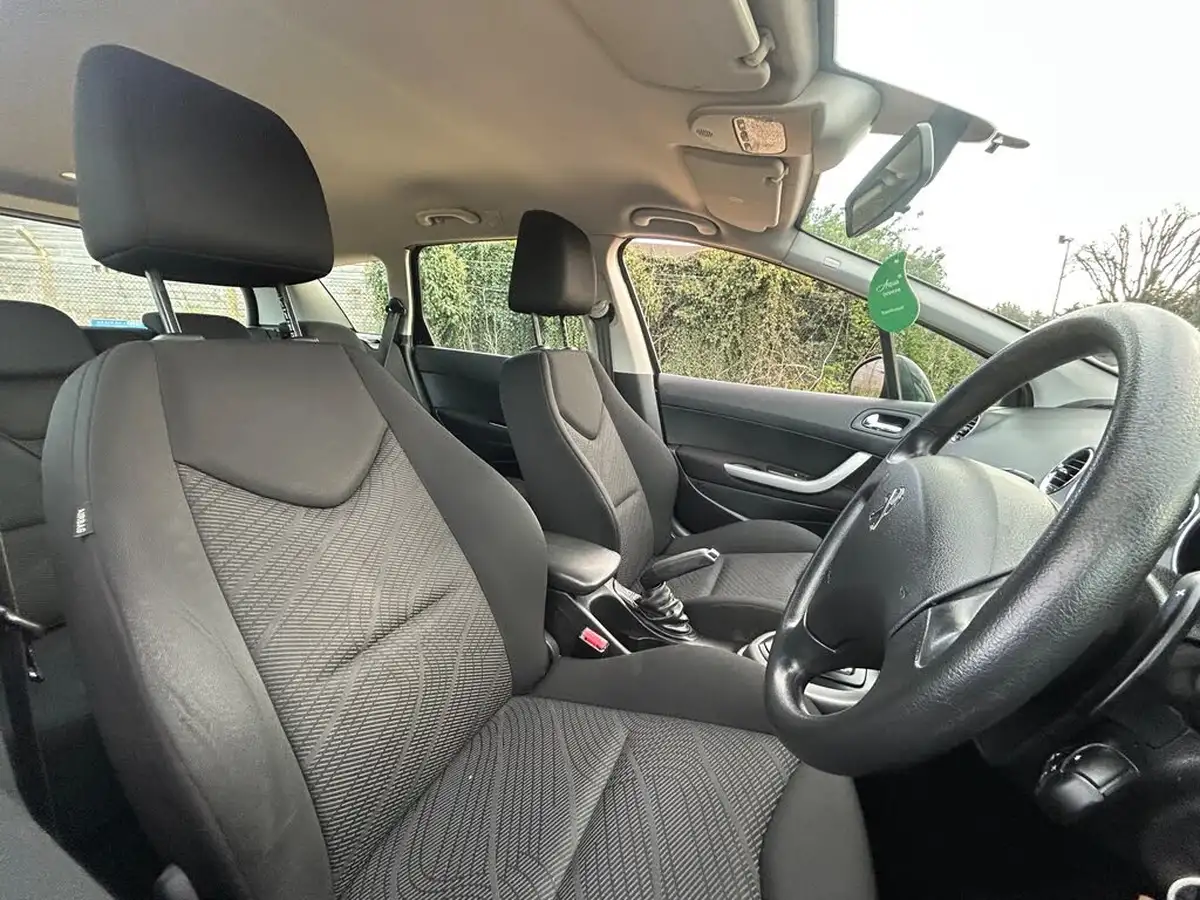 2014-peugeot-308-sw-16e-hdi-access-egc-big-12