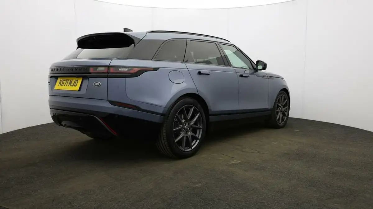2022-land-rover-range-rover-velar-20-d200-r-dynamic-hse-big-57