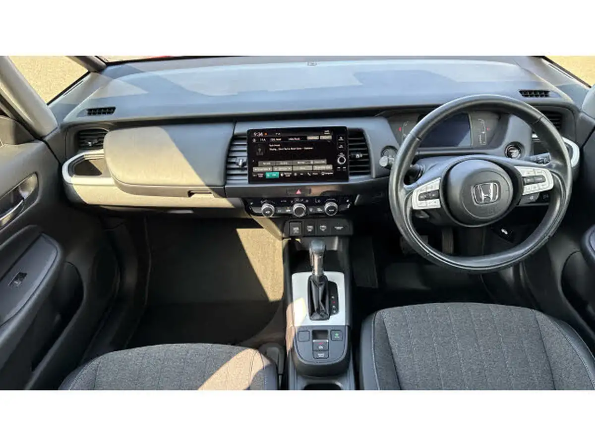2021-honda-jazz-15-i-mmd-ex-107ps-big-3