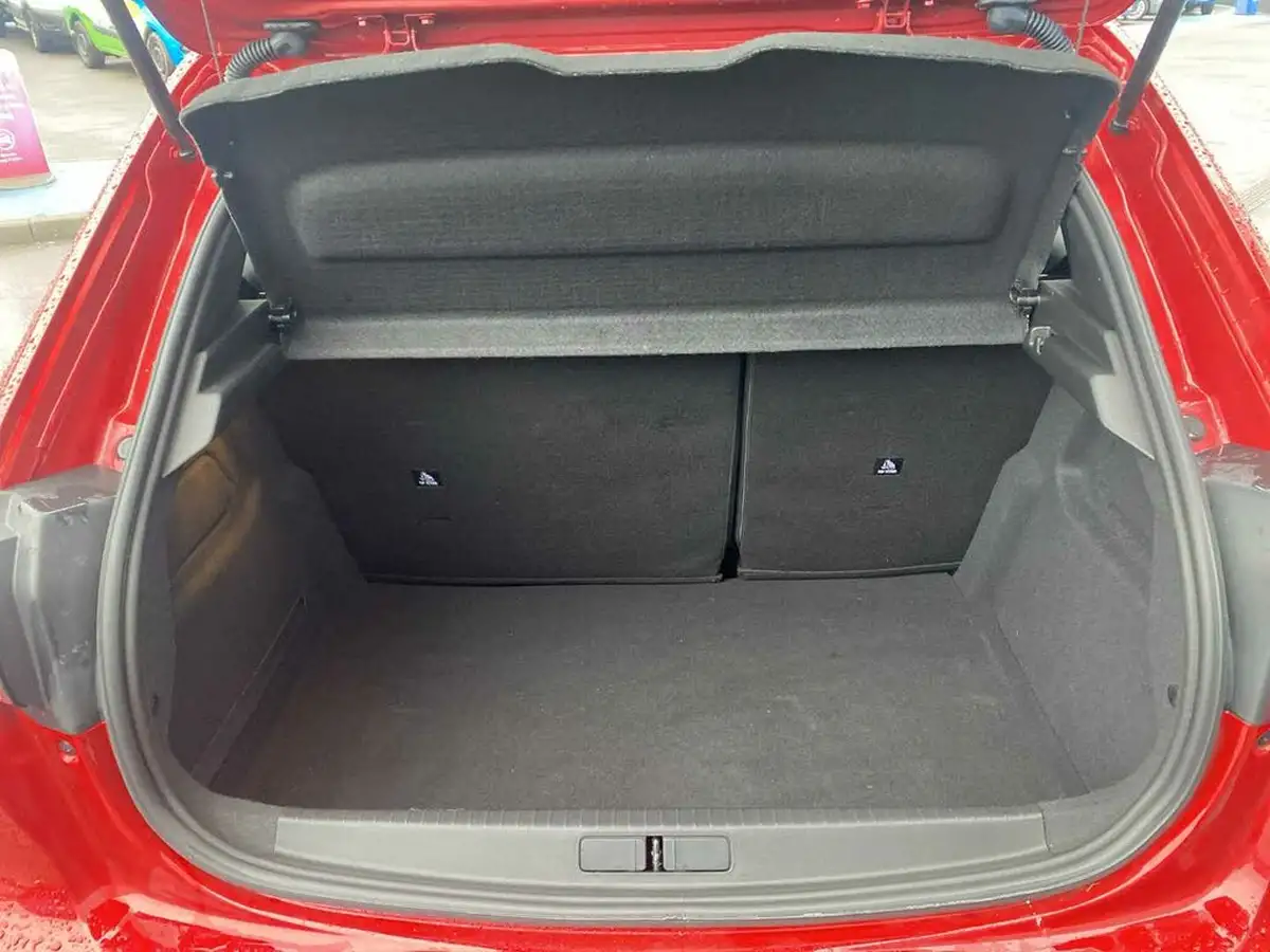 2023-peugeot-208-12-puretech-active-premium-100ps-eat8-big-16