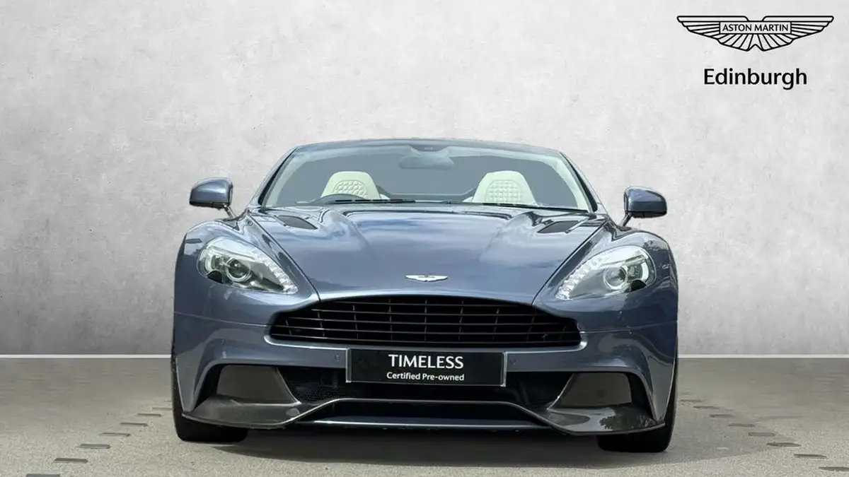 2014-aston-martin-vanquish-big-6