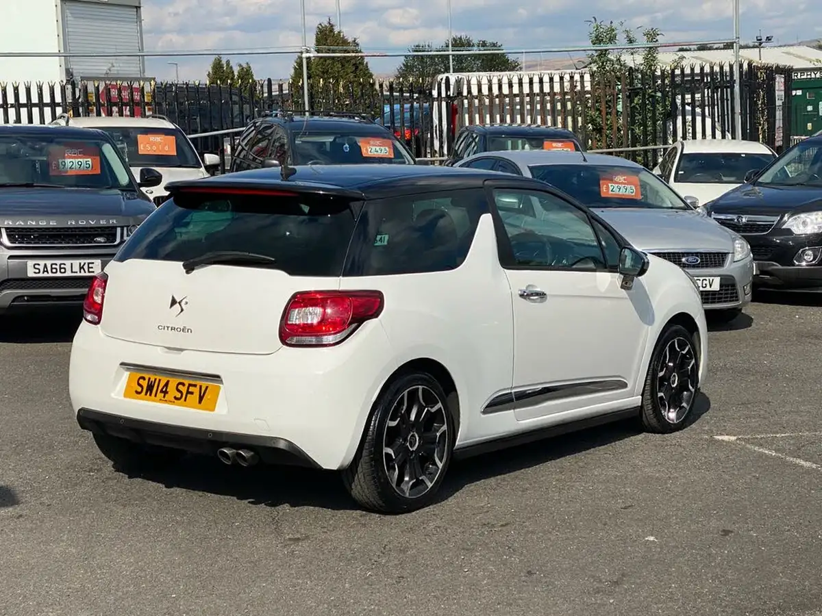 2014-citroen-ds3-16e-hdi-dsport-plus-big-20