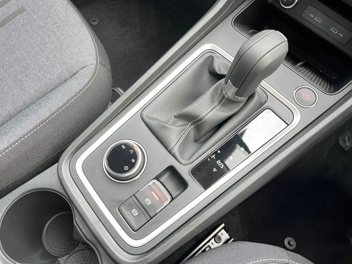 2025-seat-ateca-15-ecotsi-se-technology-dsg-big-27