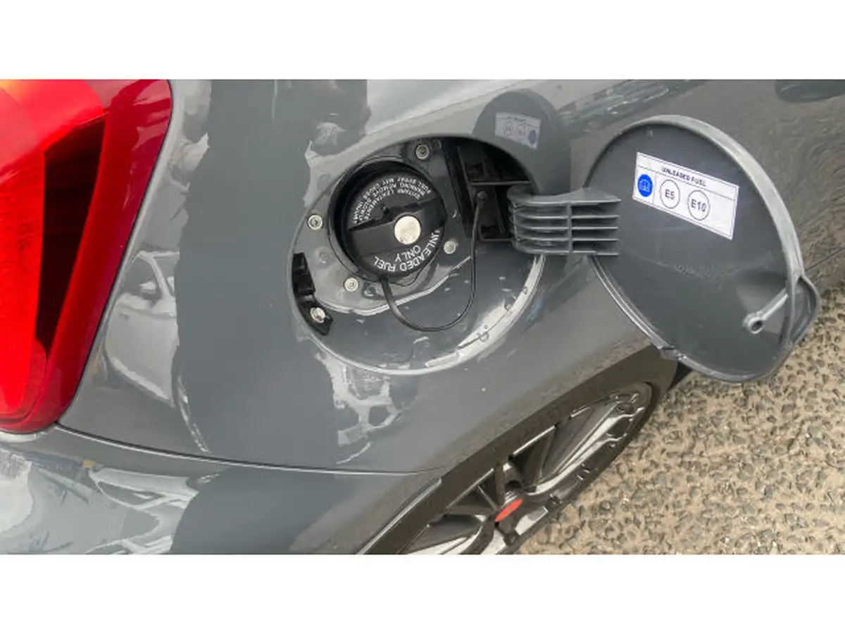 2021-abarth-595-14-tjet-competizione-big-28