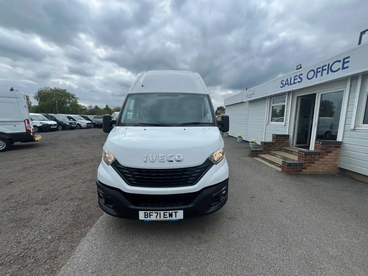 2021-iveco-daily-s-class-23td-35s14v-business-3520mm-h2-136pseu6dt-big-1