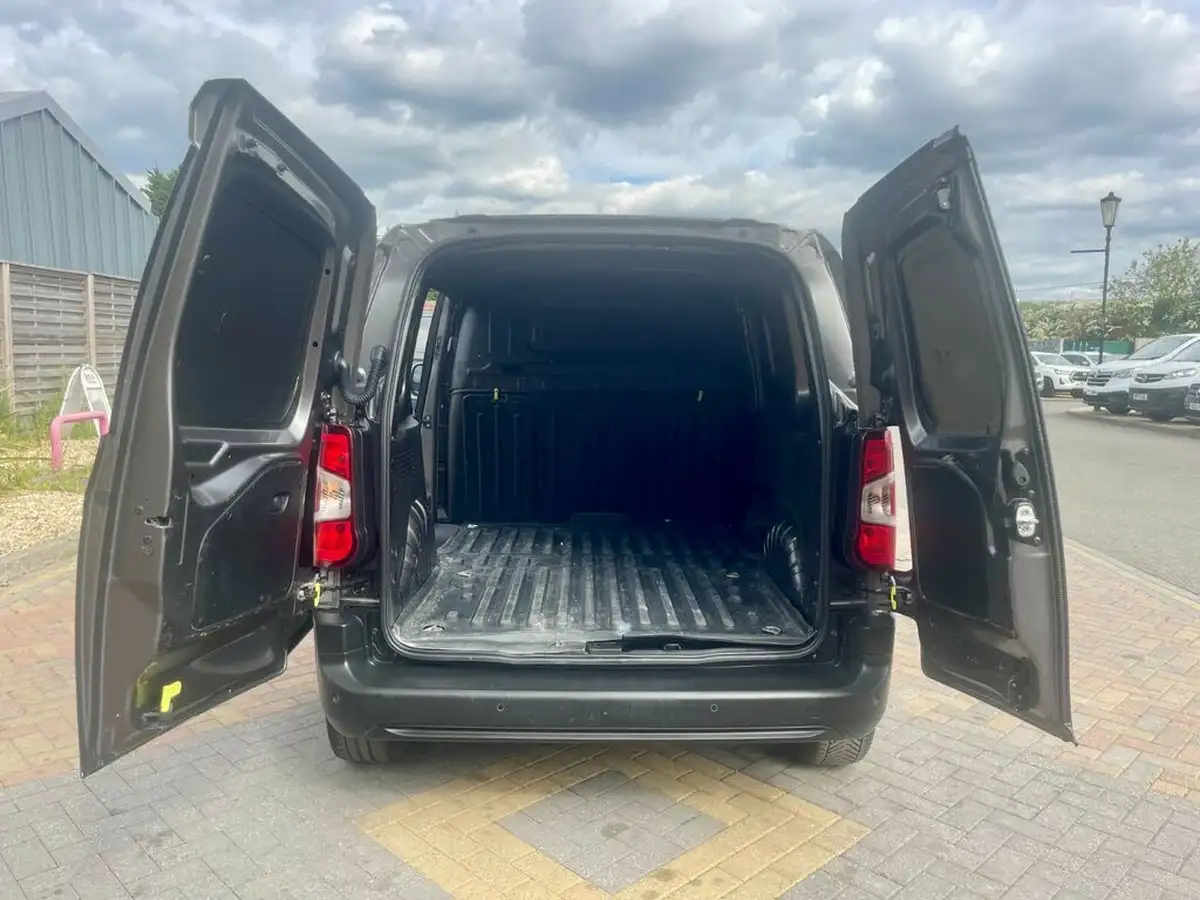 2021-peugeot-partner-15-bluehdi-1000-professional-premium-130pseu6dt-e-ss-eat8-big-58